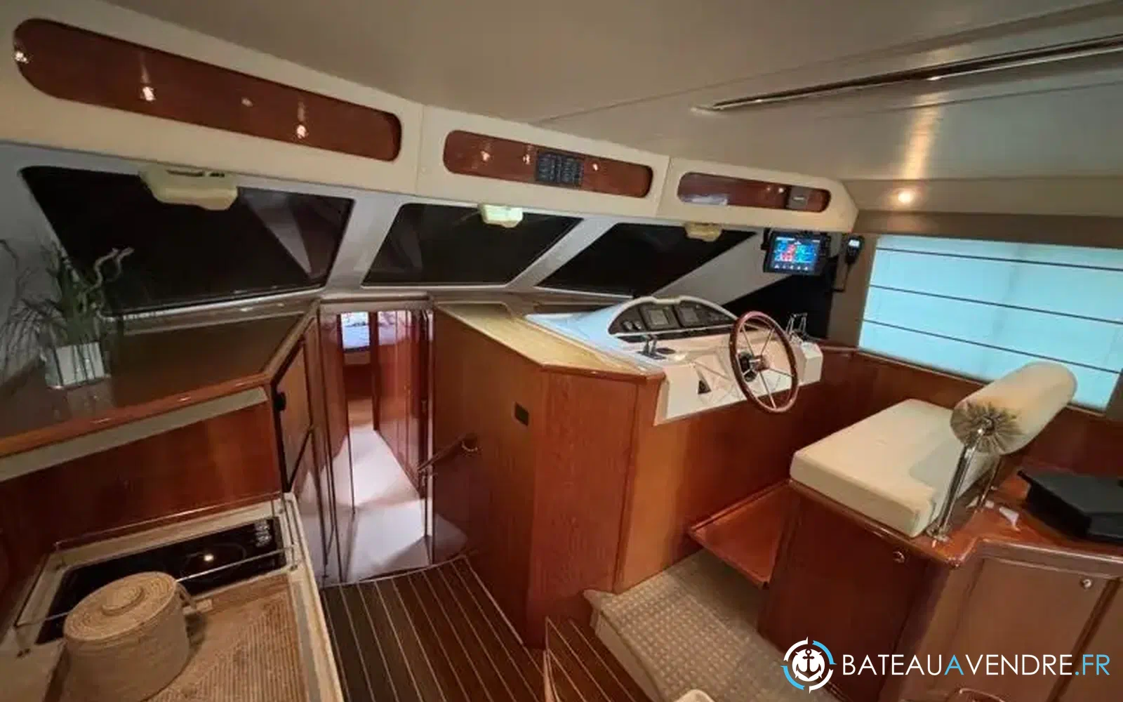 slider 16 Riviera 51 Flybridge