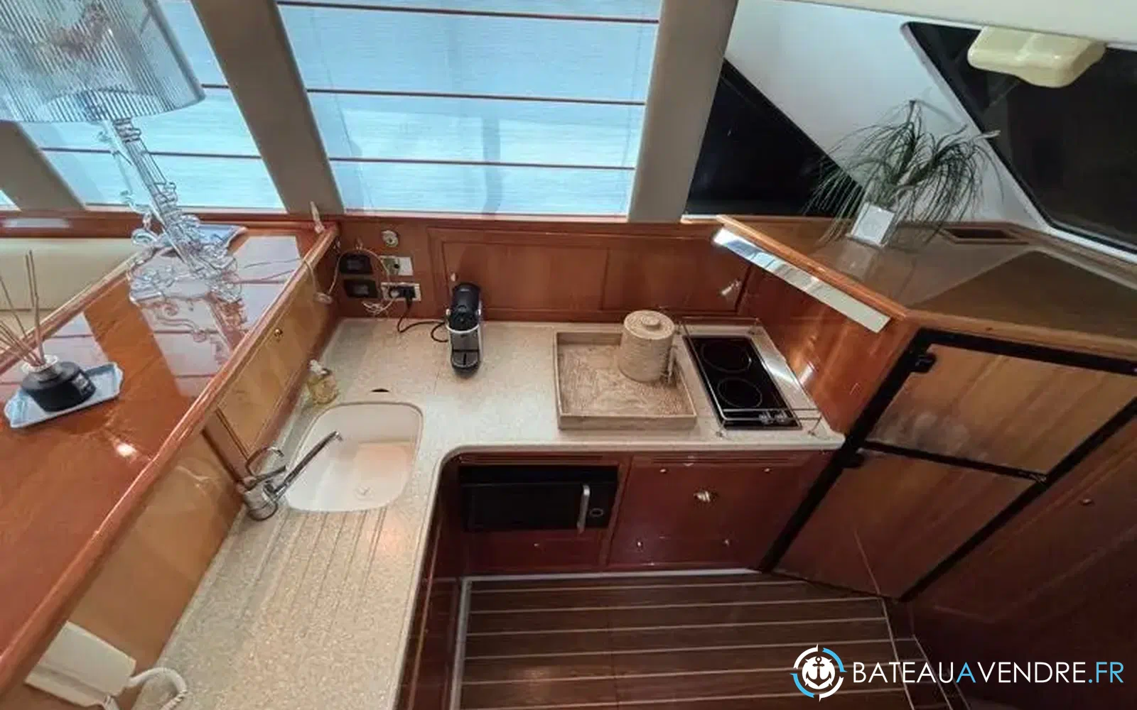 slider 19 Riviera 51 Flybridge