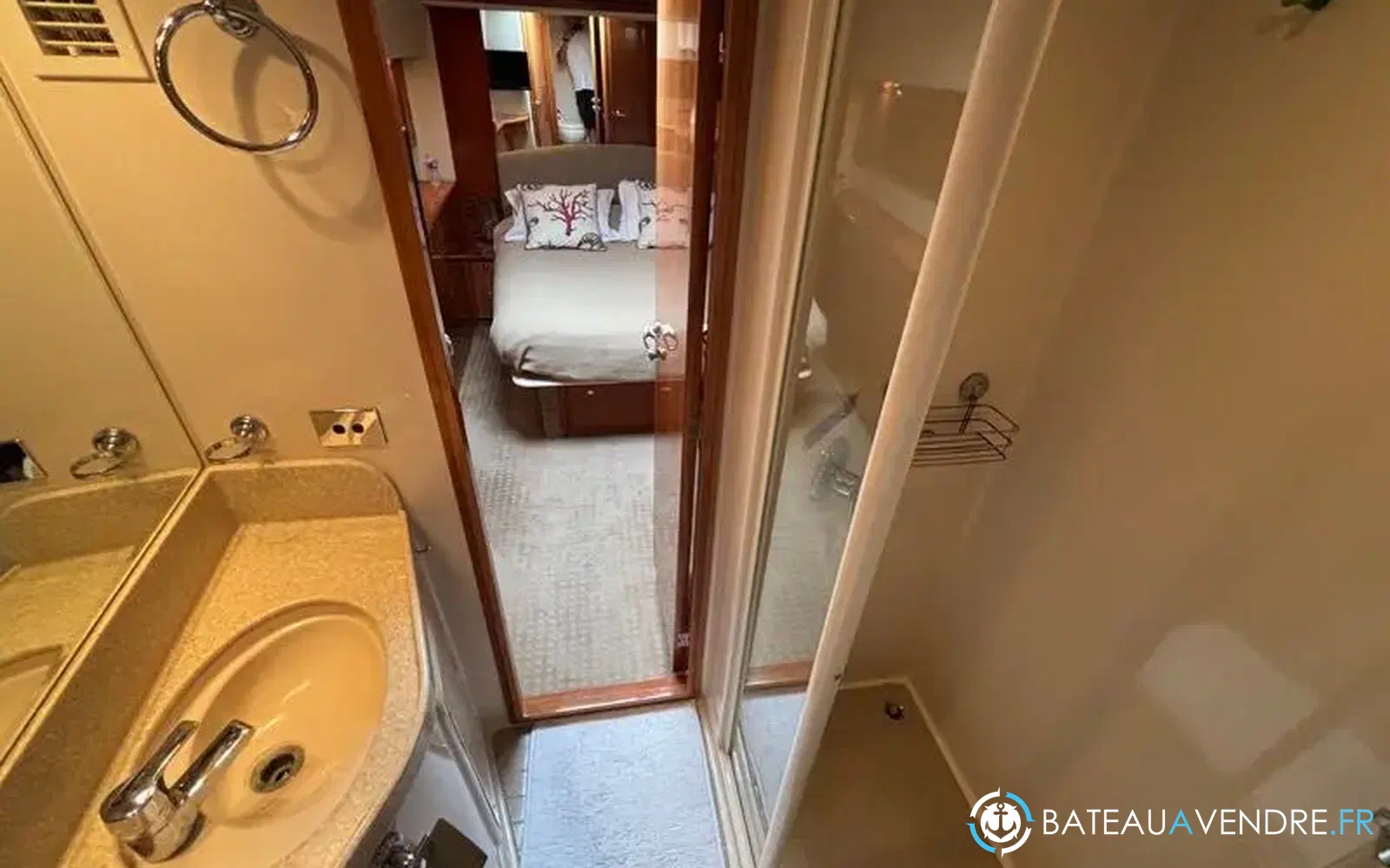 slider 24 Riviera 51 Flybridge
