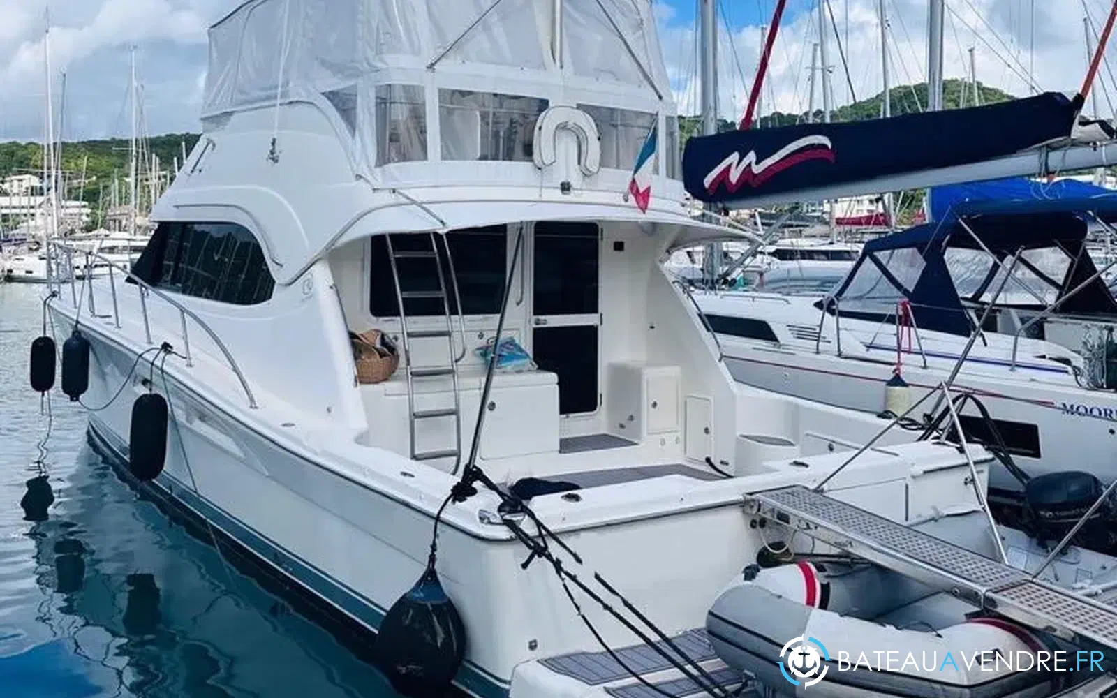 slider 3 Riviera 51 Flybridge