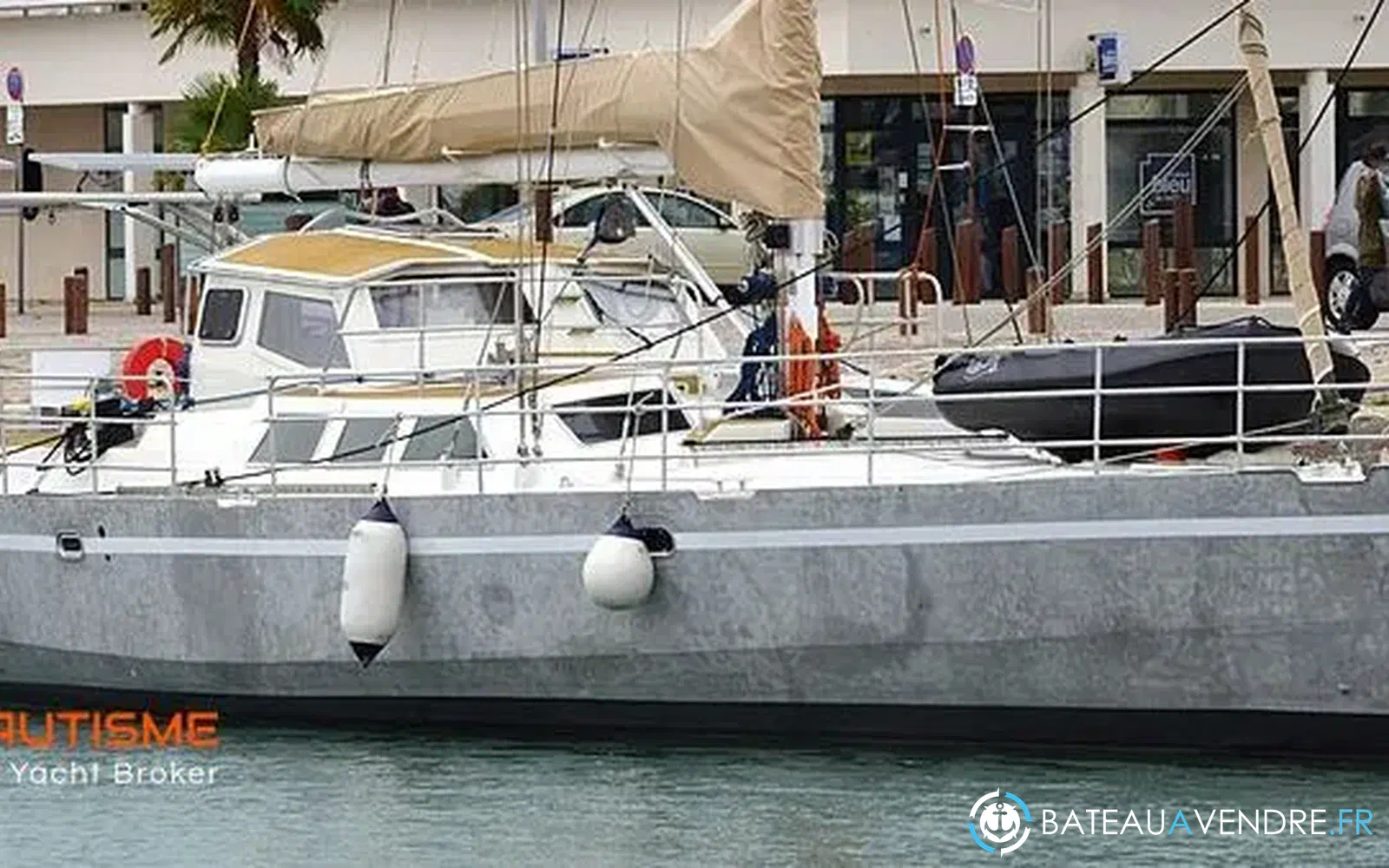 slider 12 Caroff Chatam