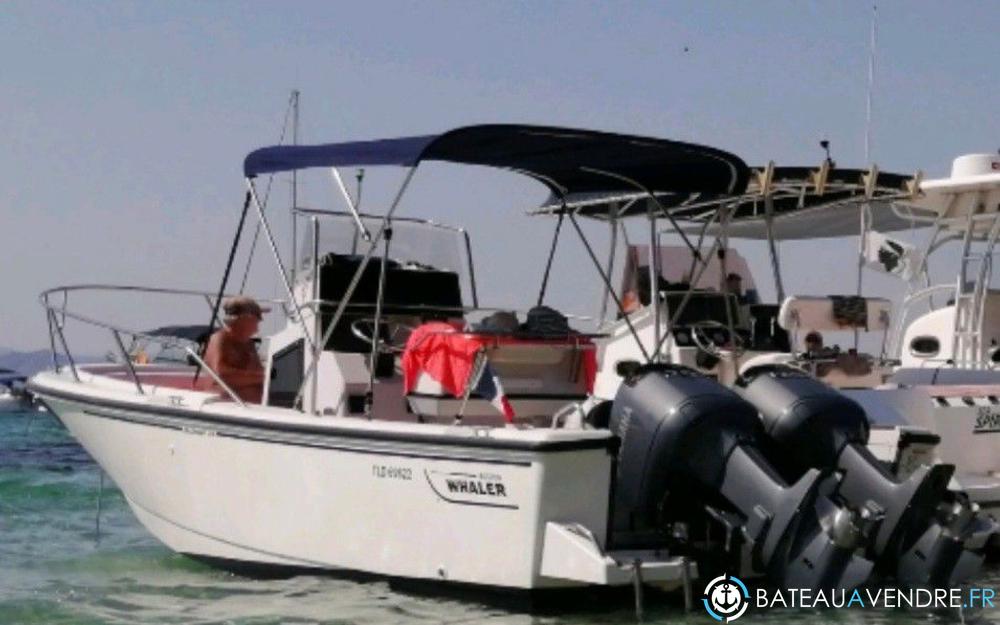 Boston Whaler  24 Outrage  photo de présentation