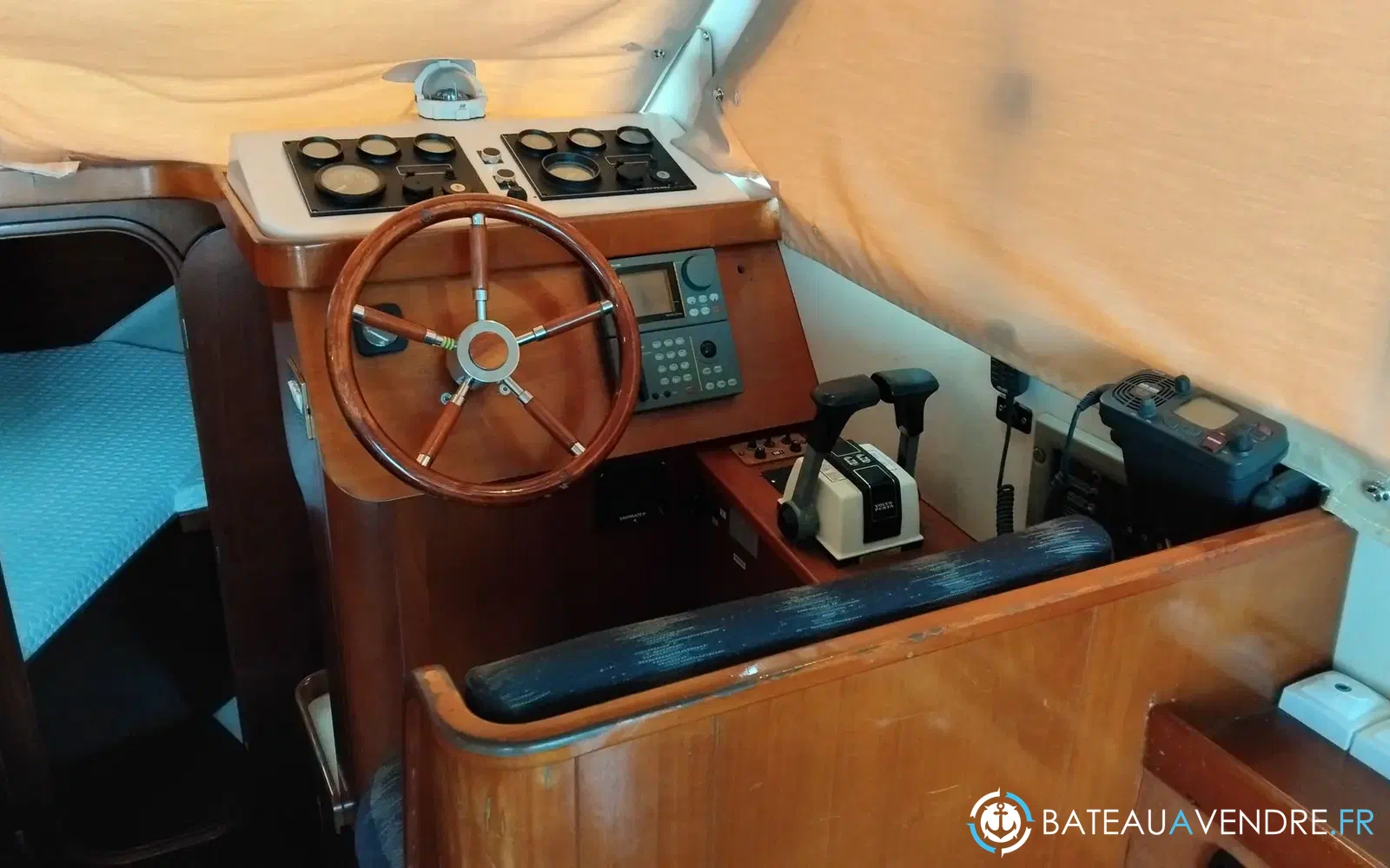 slider 9 Beneteau Antares 905 Fly