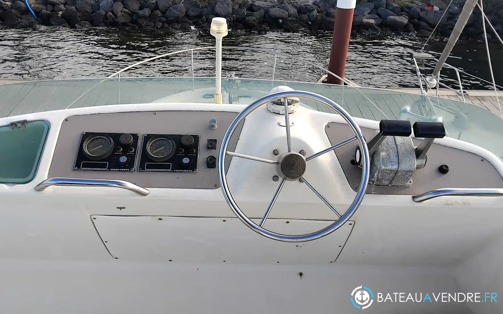 slider 22 Beneteau Antares 905 Fly