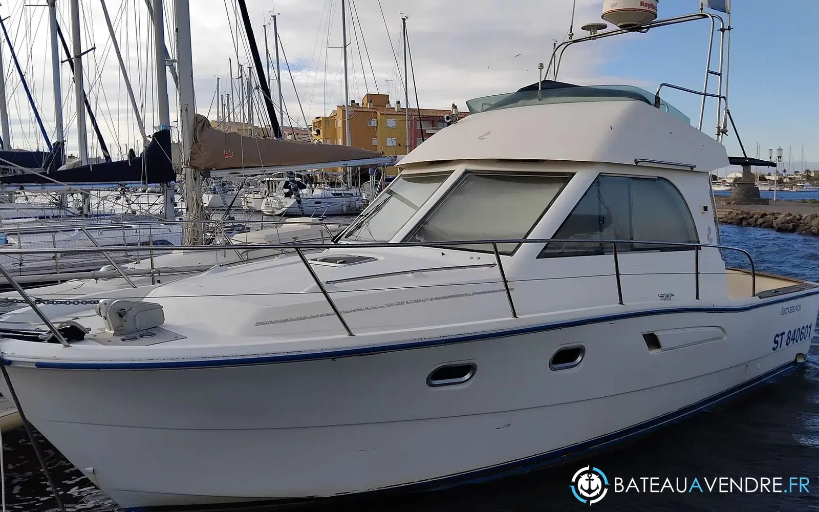 slider 2 Beneteau Antares 905 Fly