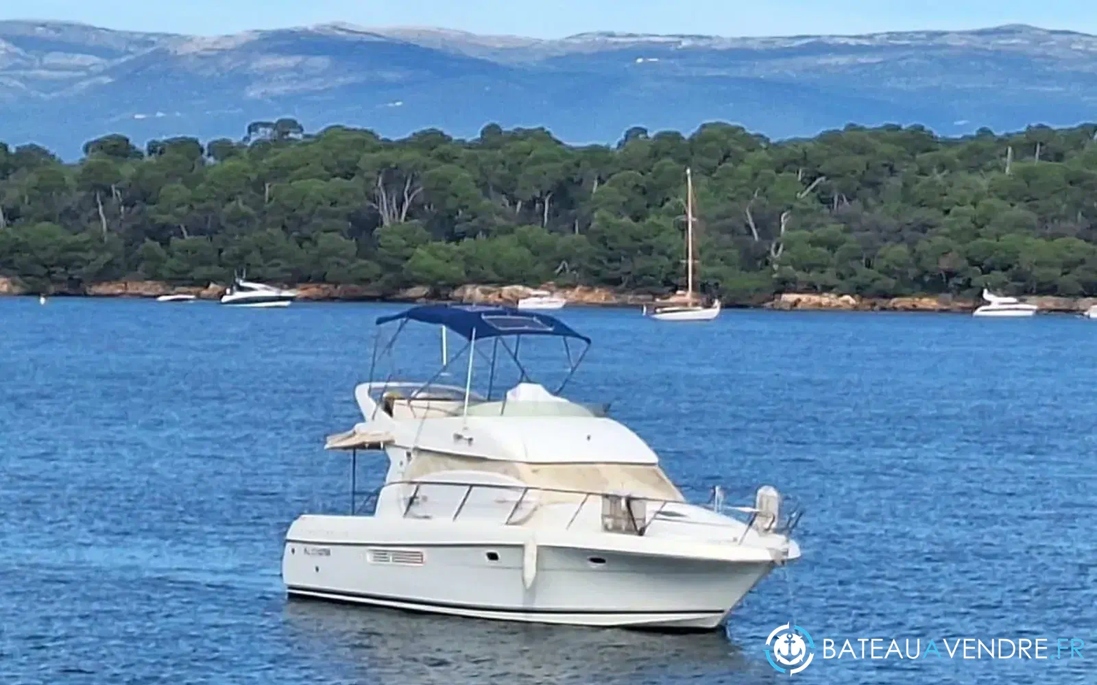 slider 2 Prestige Yachts 36 Fly