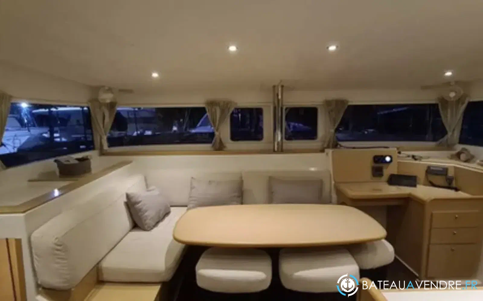 slider 2 Lagoon 400