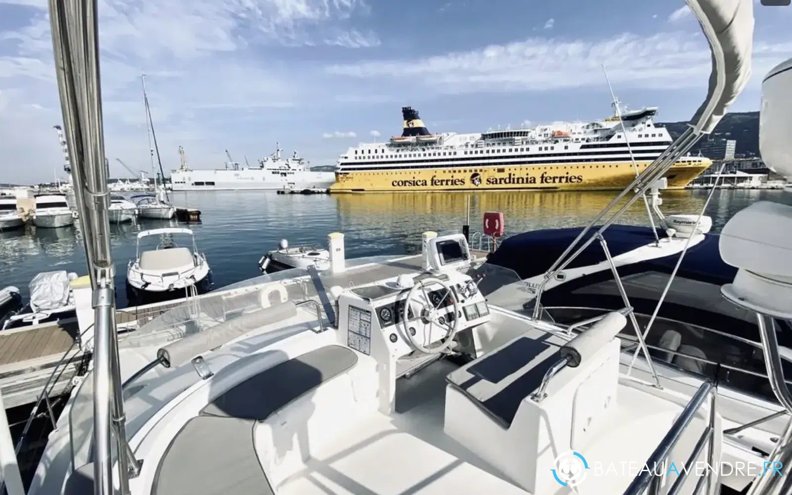 slider 13 Fountaine Pajot Greenland 34