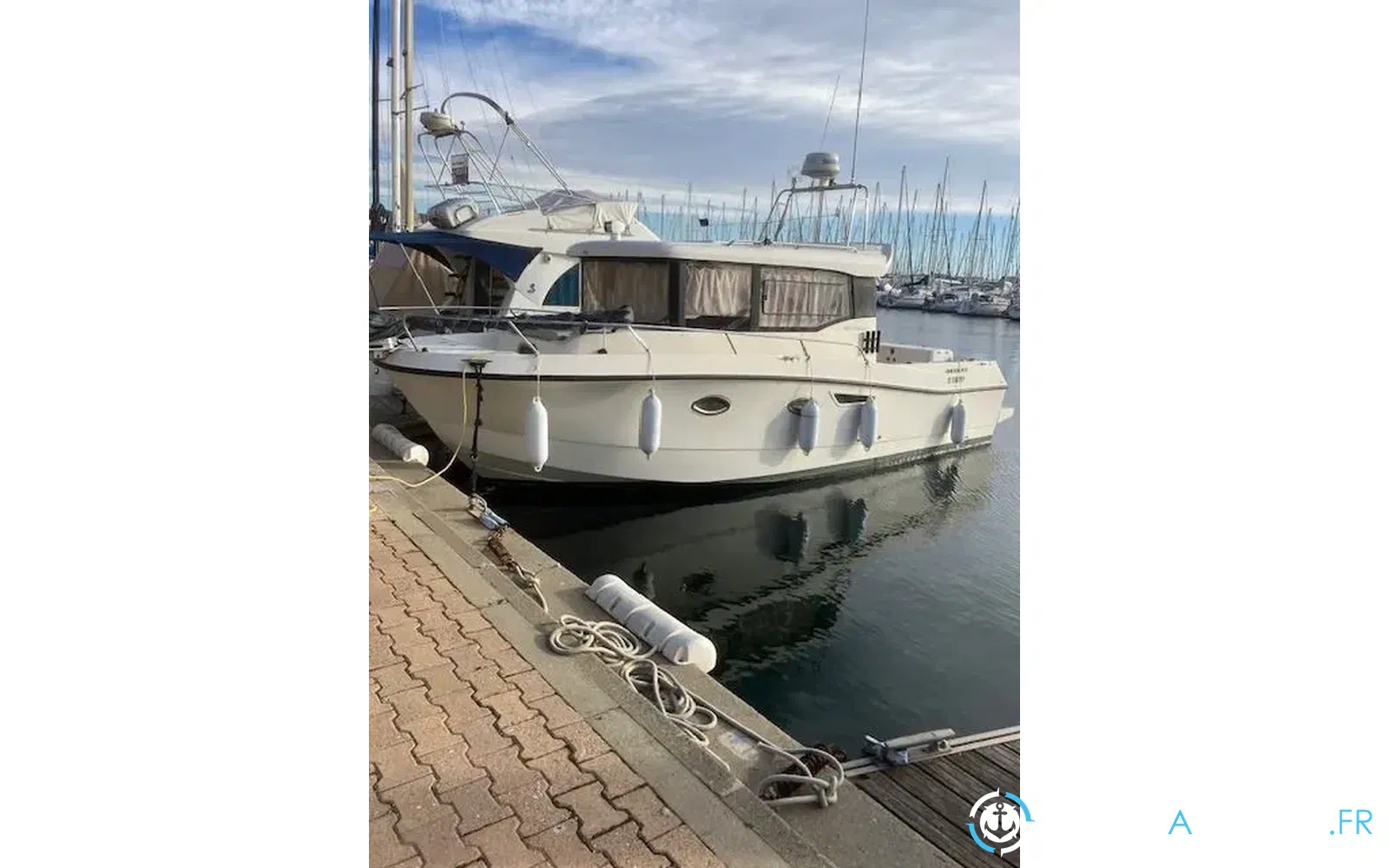 slider 0 Quicksilver Activ 905 Pilothouse