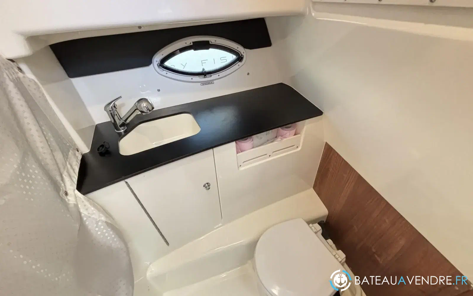 slider 23 Quicksilver Activ 905 Pilothouse