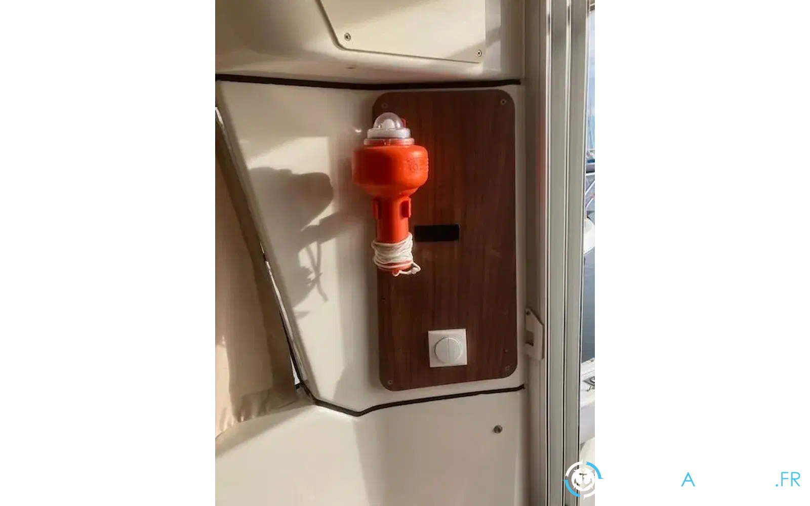 slider 24 Quicksilver Activ 905 Pilothouse