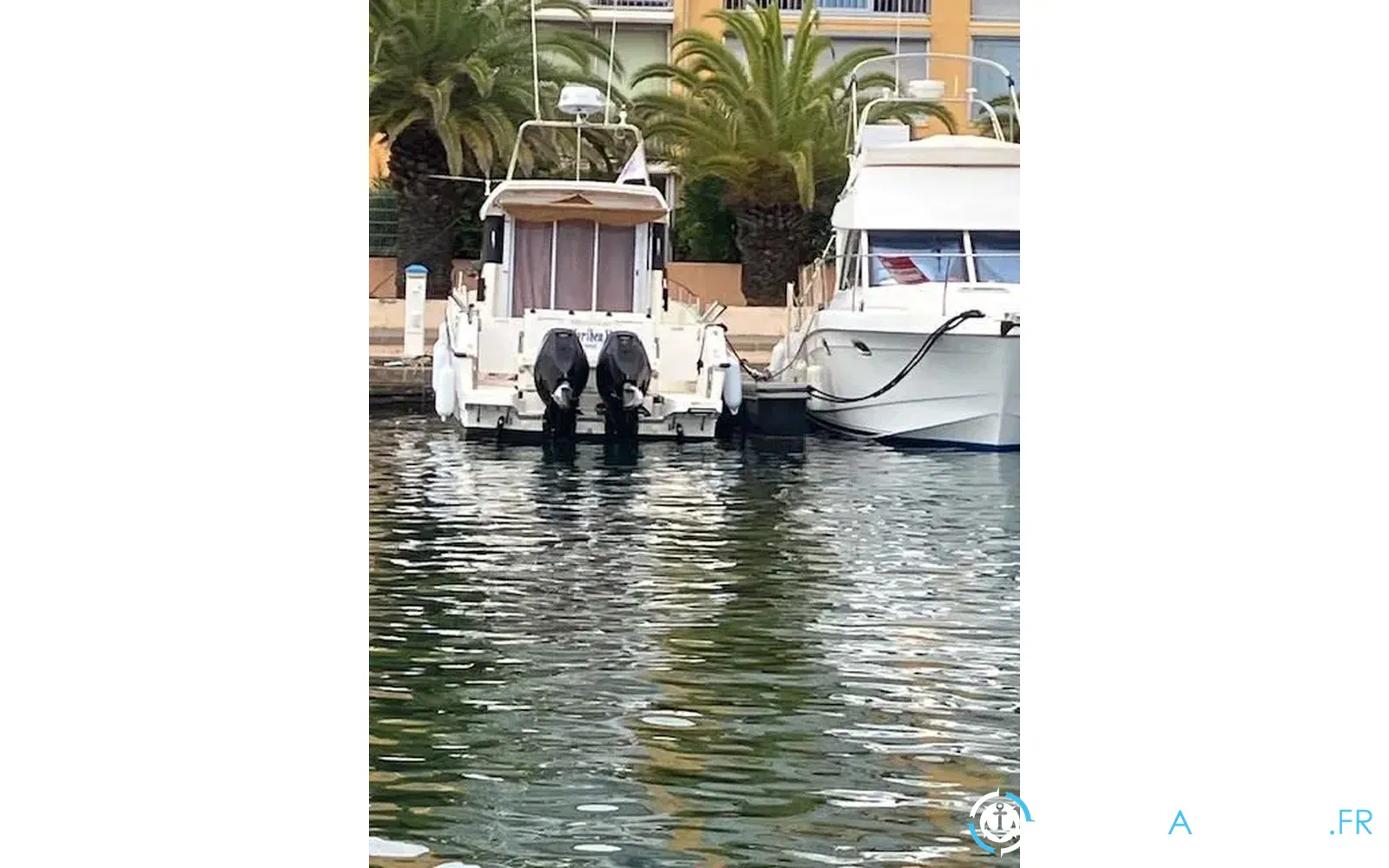slider 2 Quicksilver Activ 905 Pilothouse