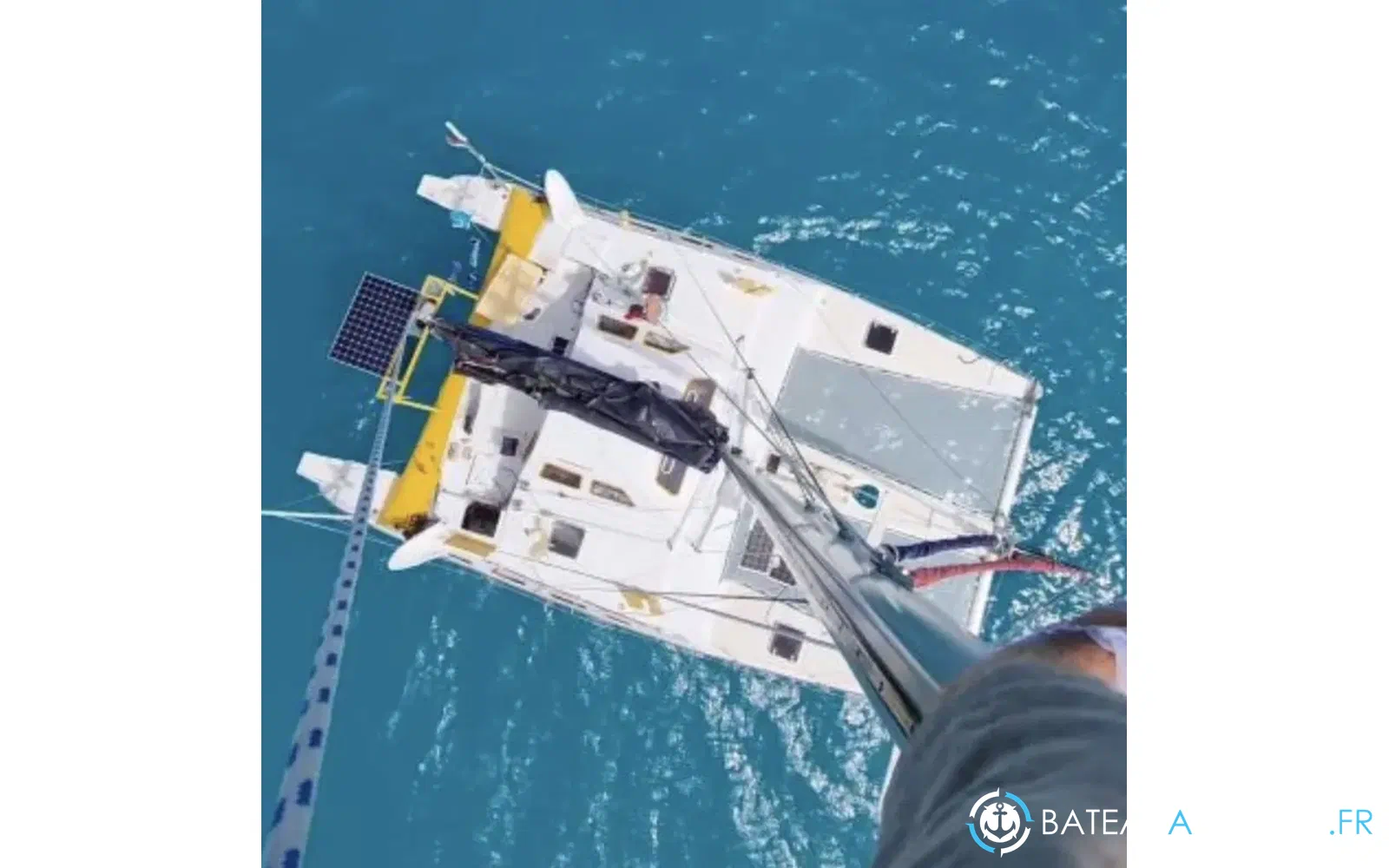 slider 1 Outremer 40