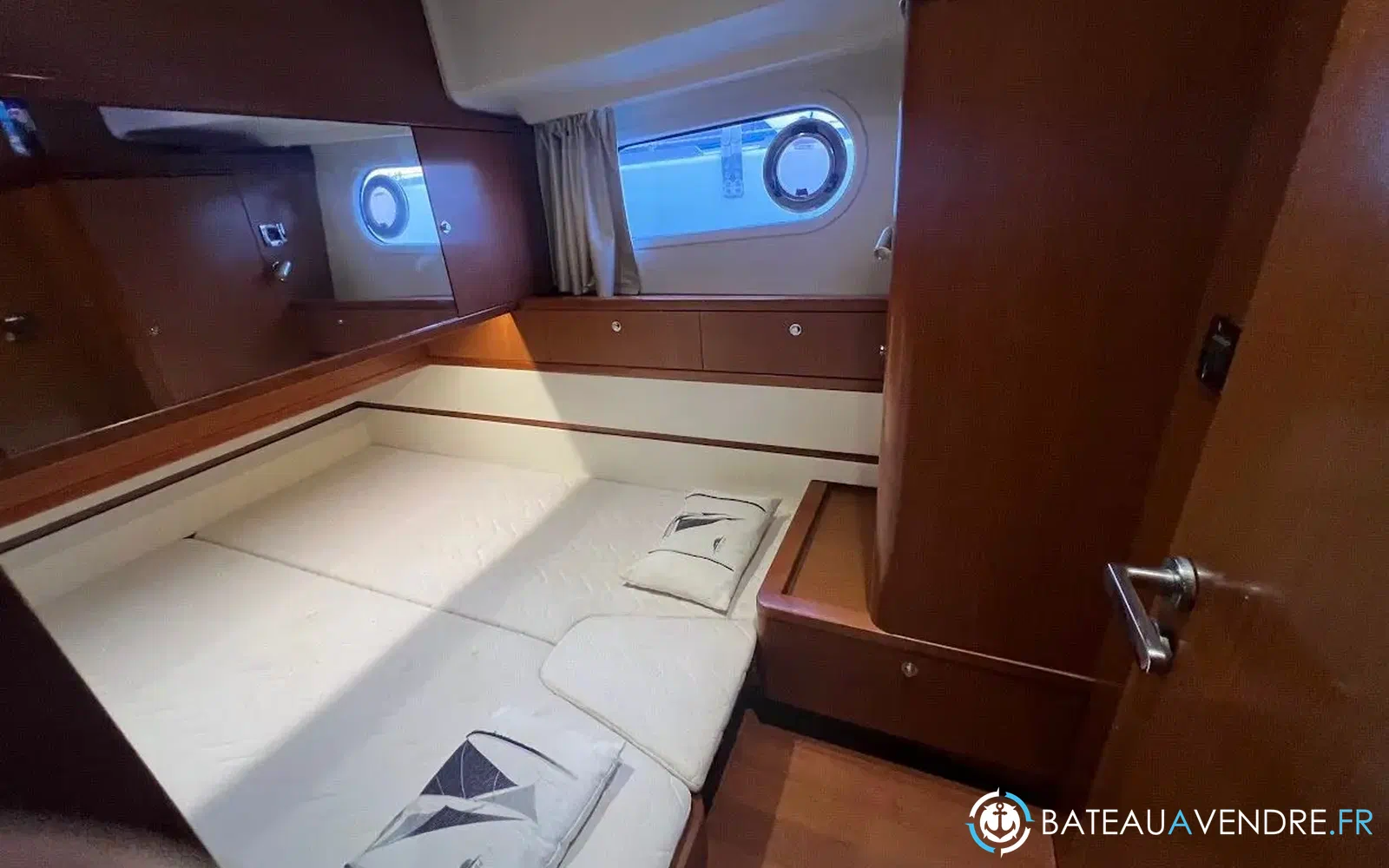 slider 18 Beneteau Swift Trawler 44