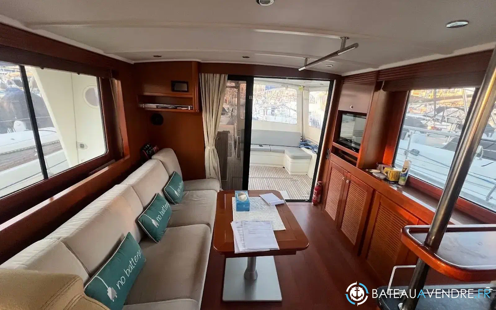 slider 2 Beneteau Swift Trawler 44