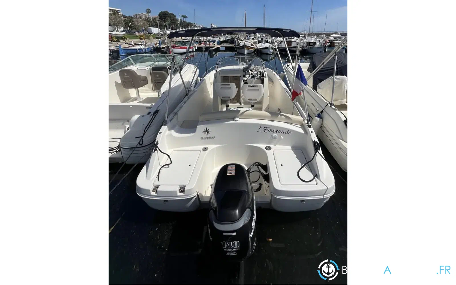 slider 6 Jeanneau Cap Camarat
