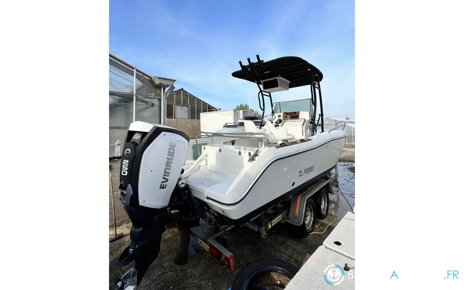 slider 3 Jeanneau Cap Camarat 675
