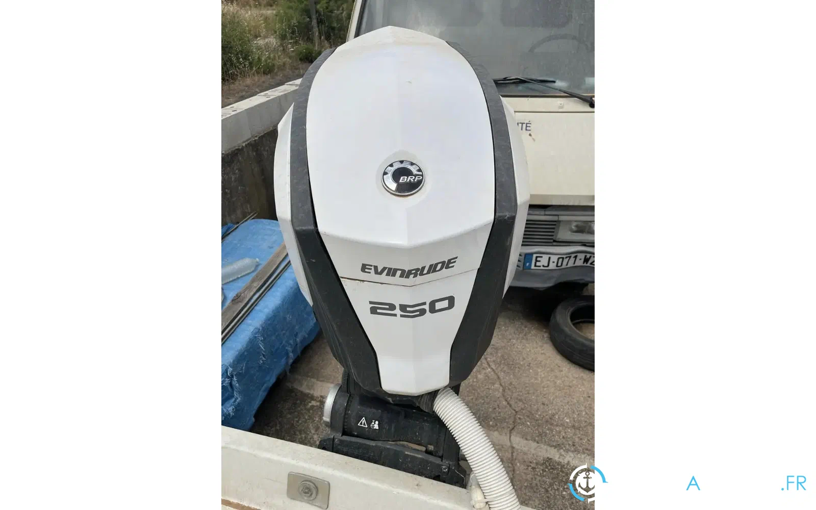slider 8 Jeanneau Cap Camarat 675