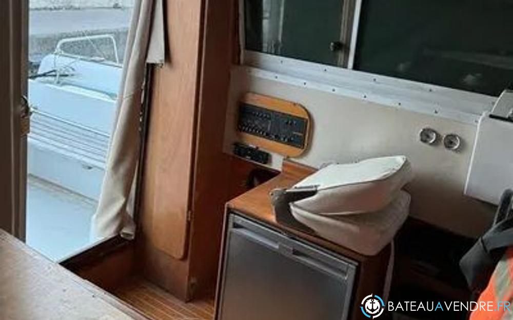 Beneteau Antares 800 photo 4