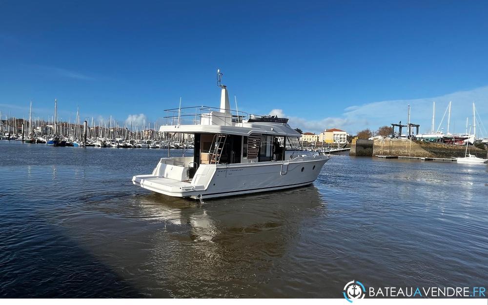 Beneteau Swift Trawler 41 Fly photo 2