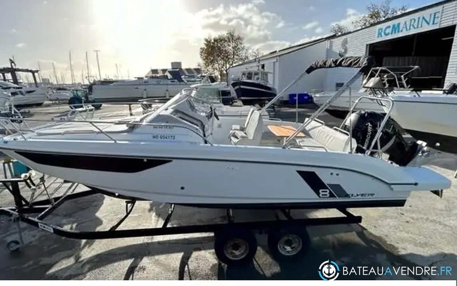 slider 1 Beneteau Flyer 8 SUNdeck