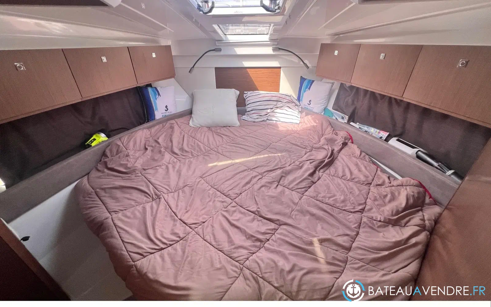 slider 7 Beneteau Antares 9 OB