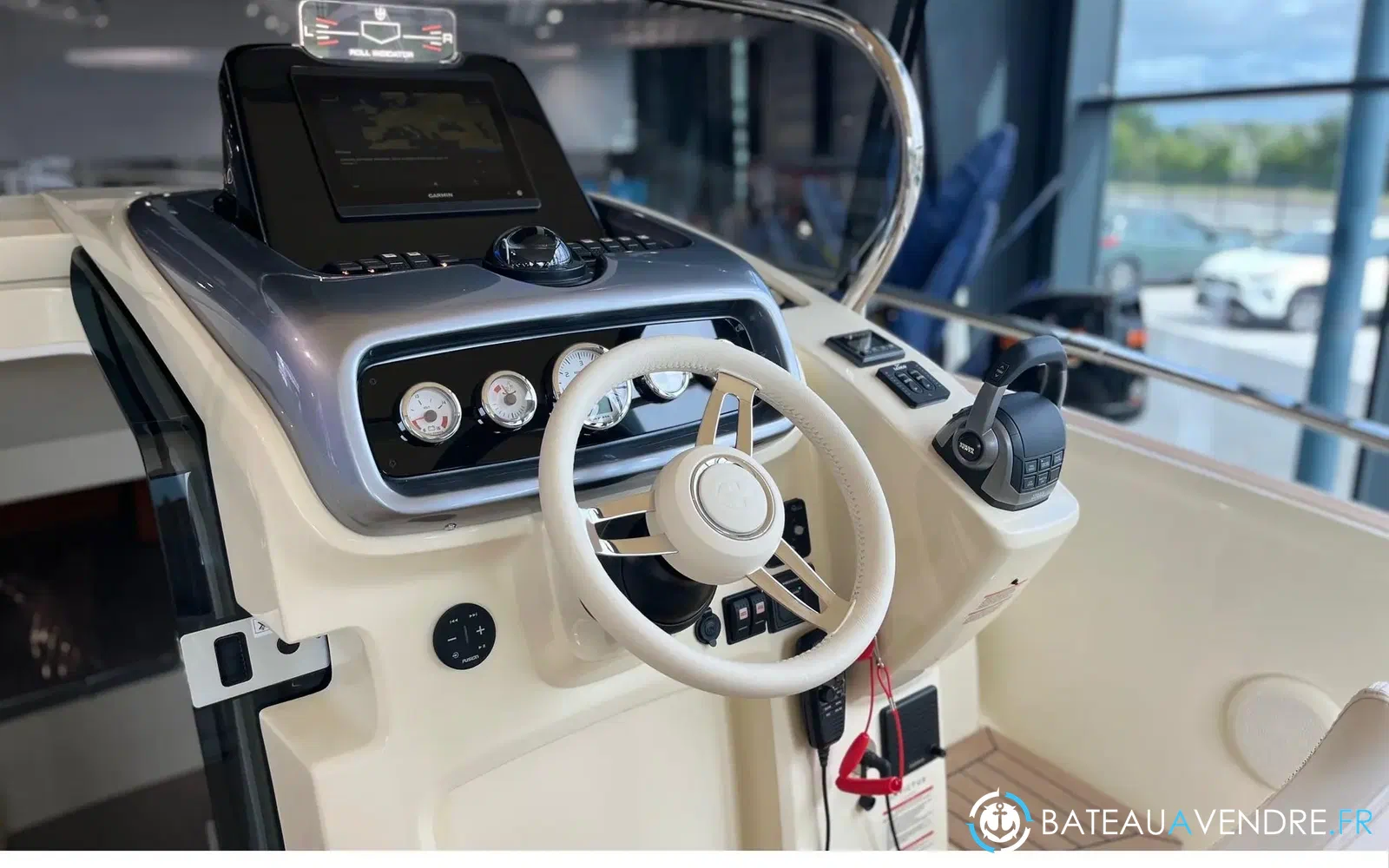 slider 16 Invictus 280 GT