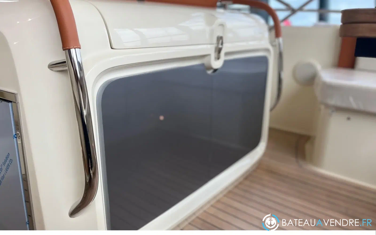 slider 21 Invictus 280 GT