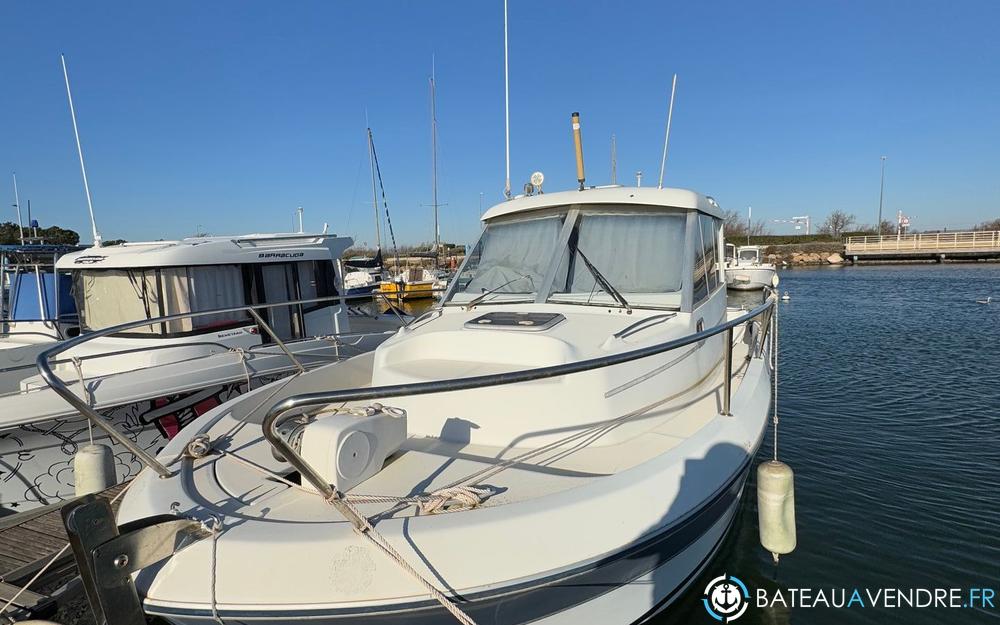 Beneteau Antares 760 photo 2