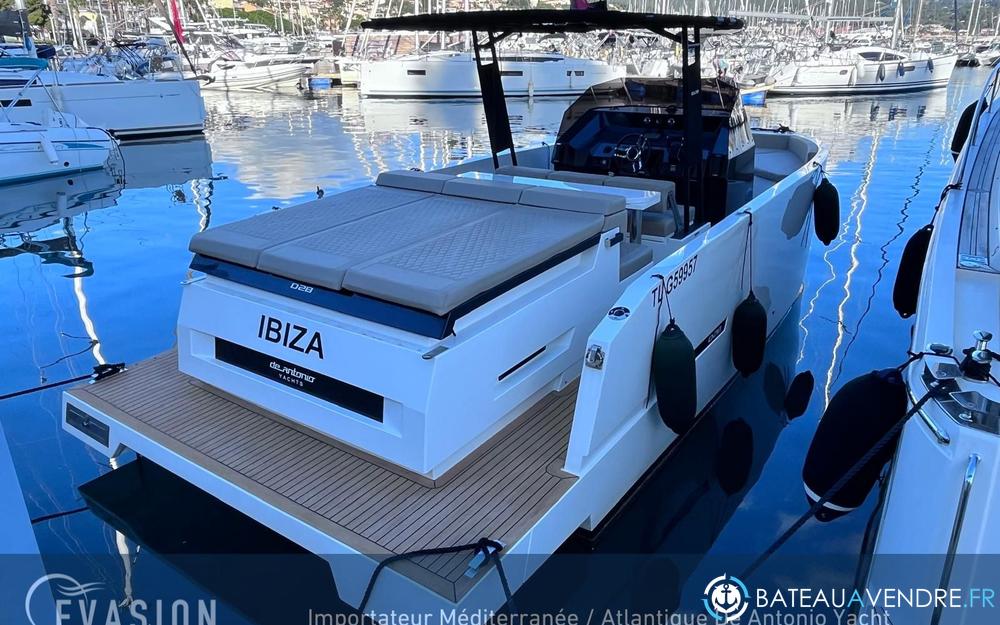 De Antonio Yachts D28 Open photo 5