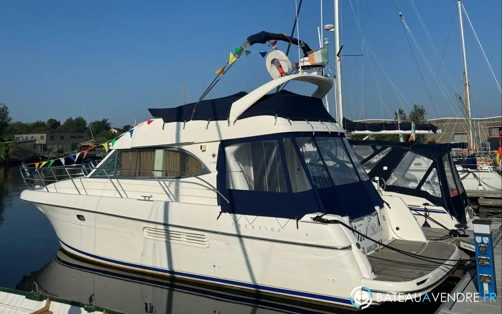slider 0 Jeanneau Prestige 36 Fly