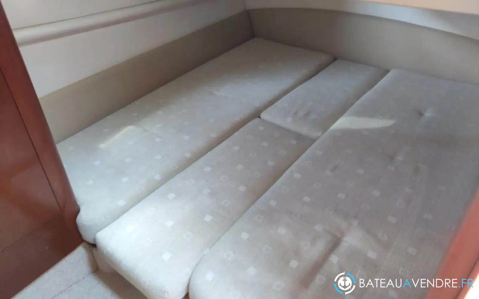 slider 22 Jeanneau Prestige 36 Fly