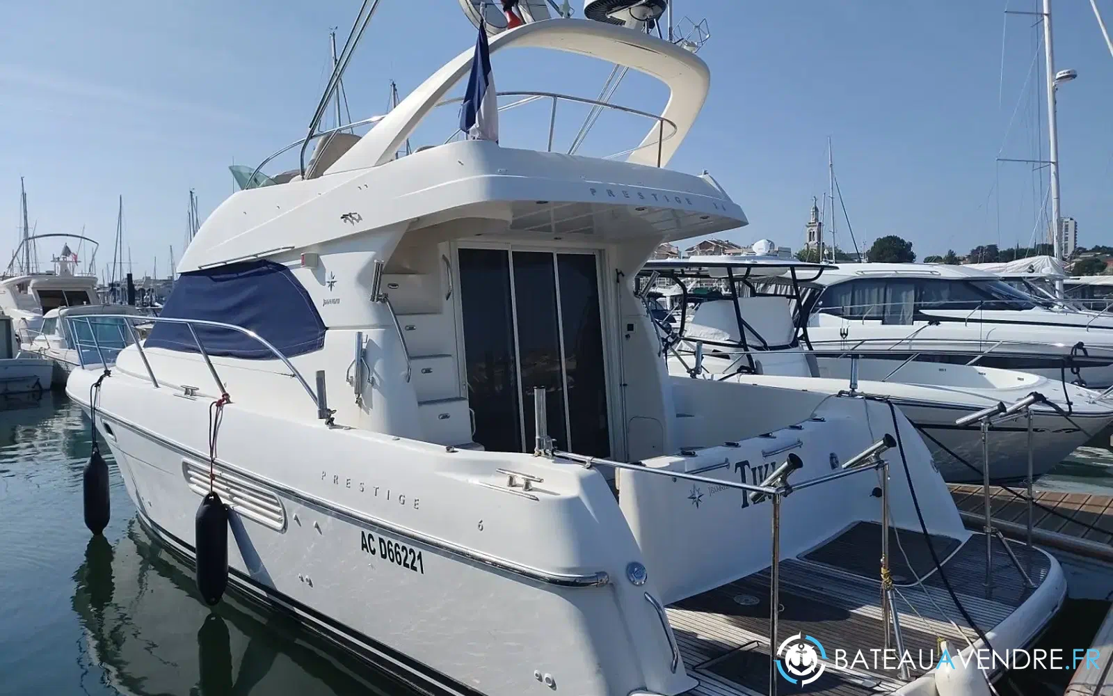 slider 5 Jeanneau Prestige 36 Fly