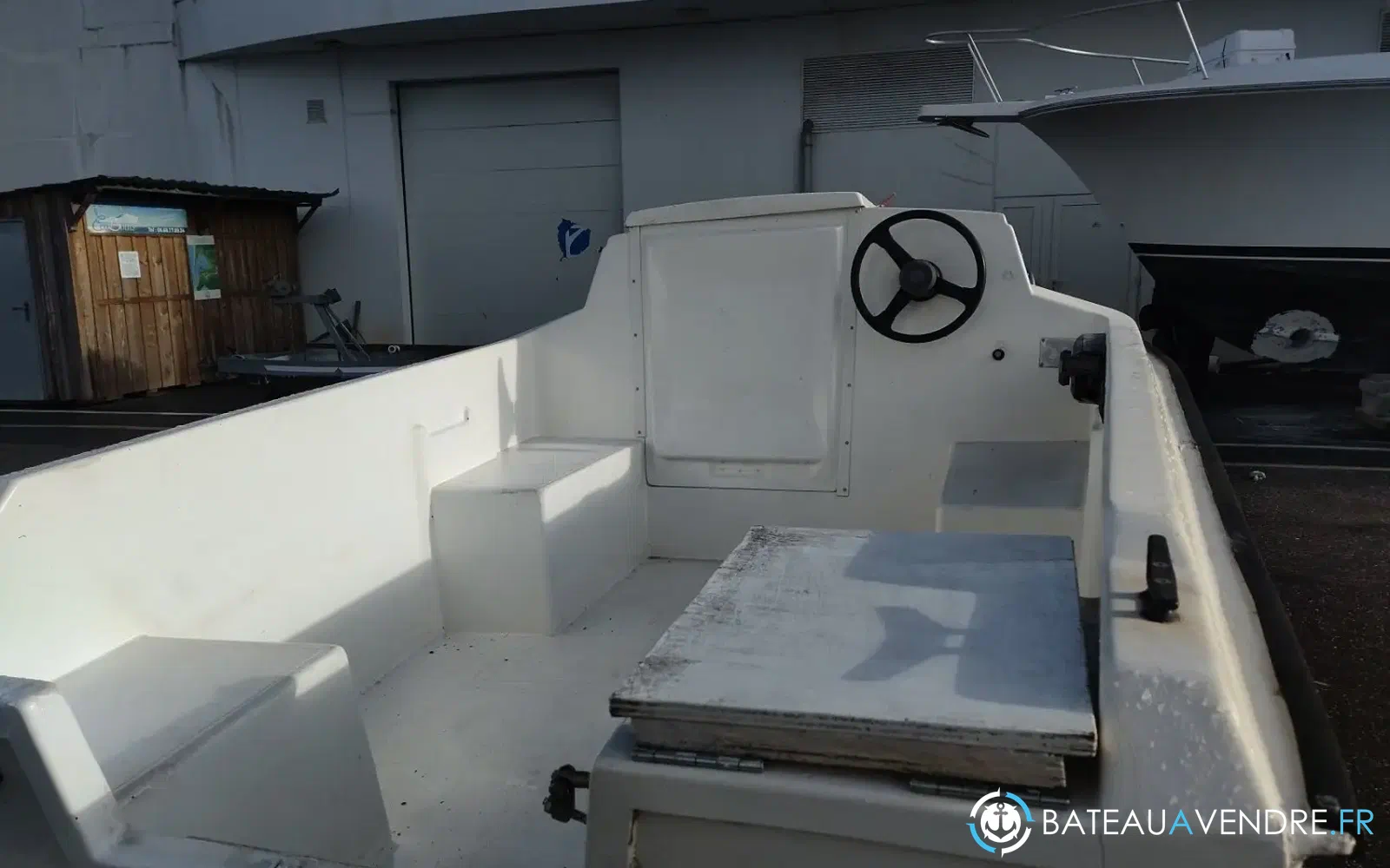 slider 2 Owens Ocean 400