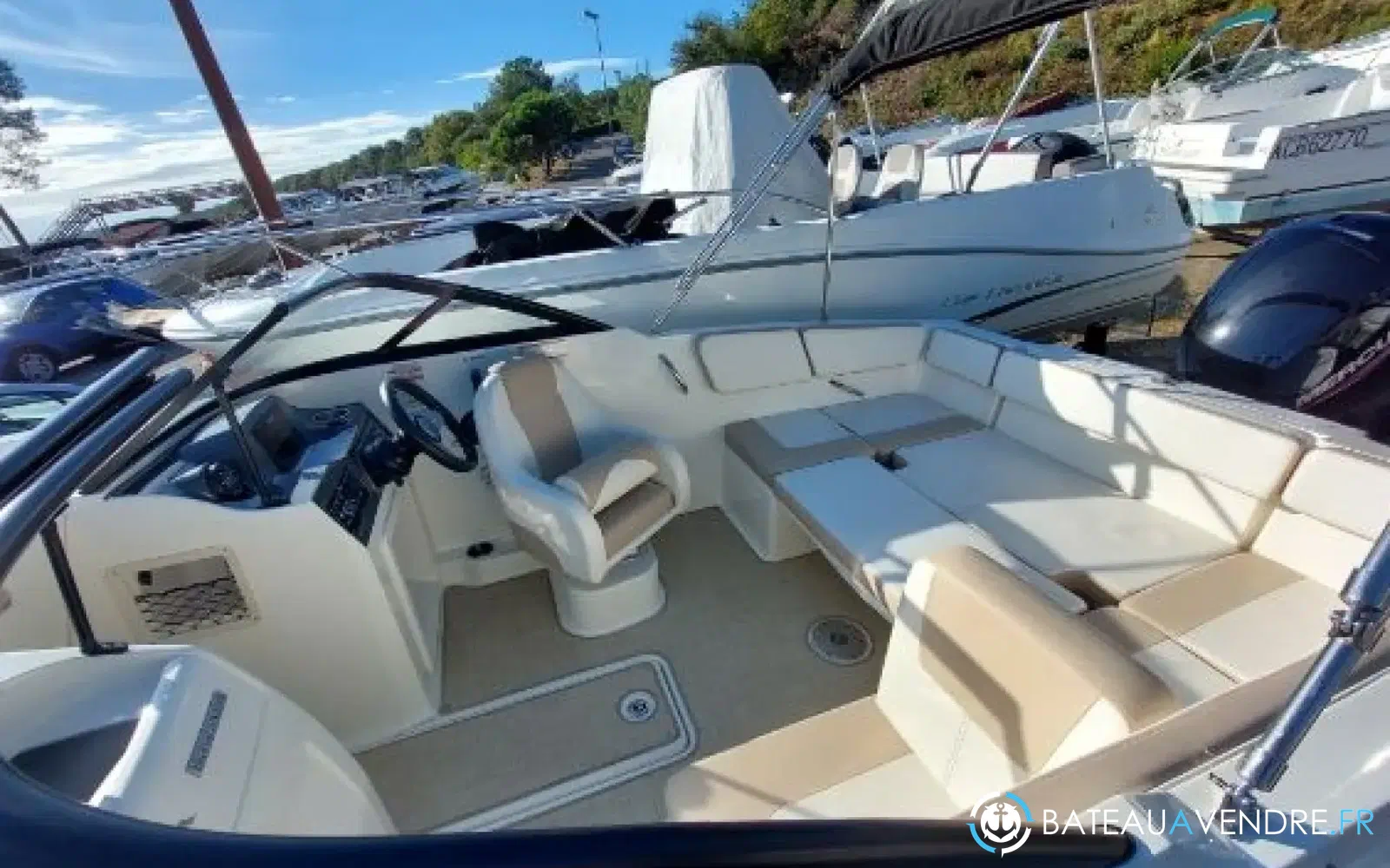 slider 8 Bayliner VR4 OB