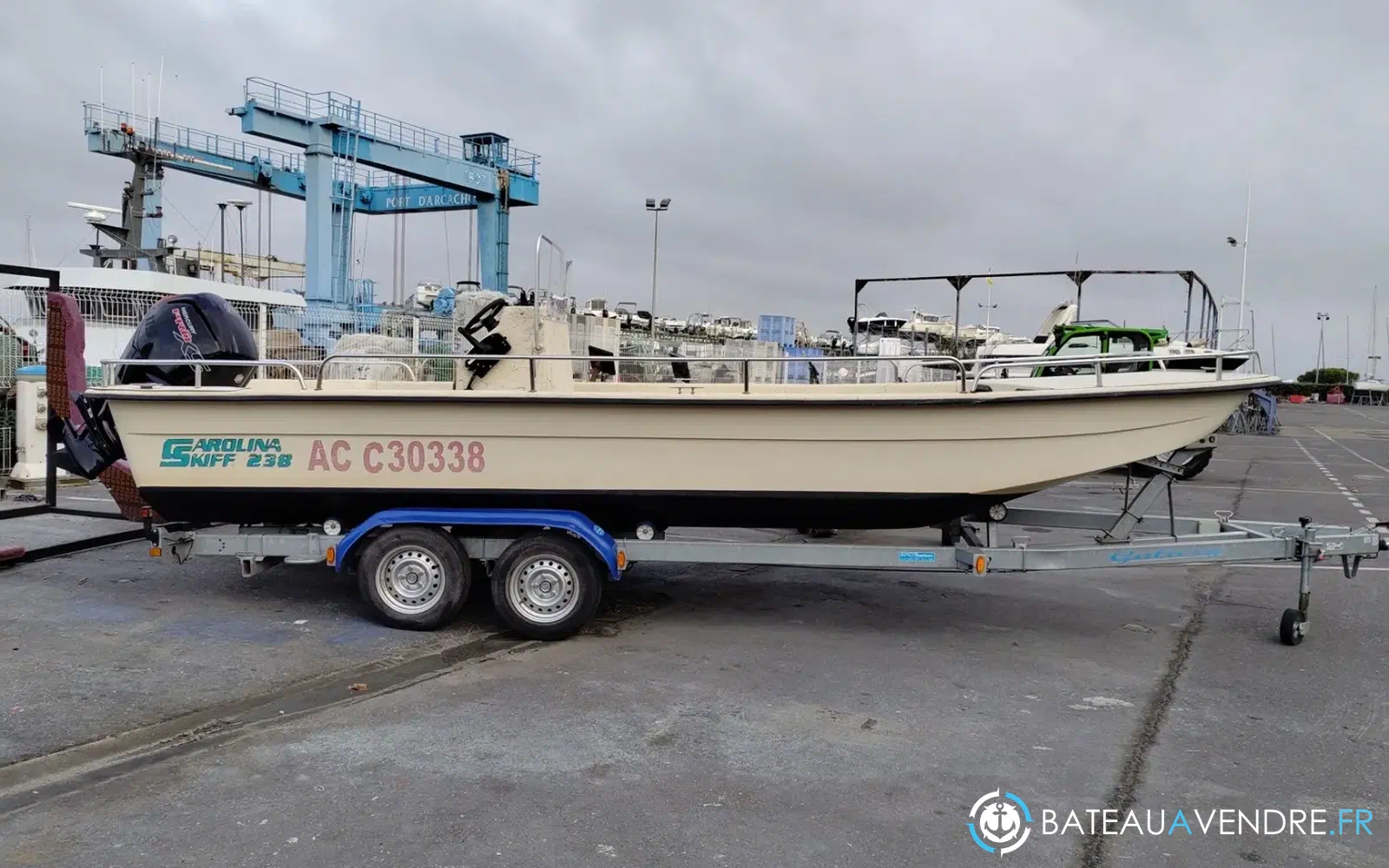 slider 12 Carolina Skiff V 2380