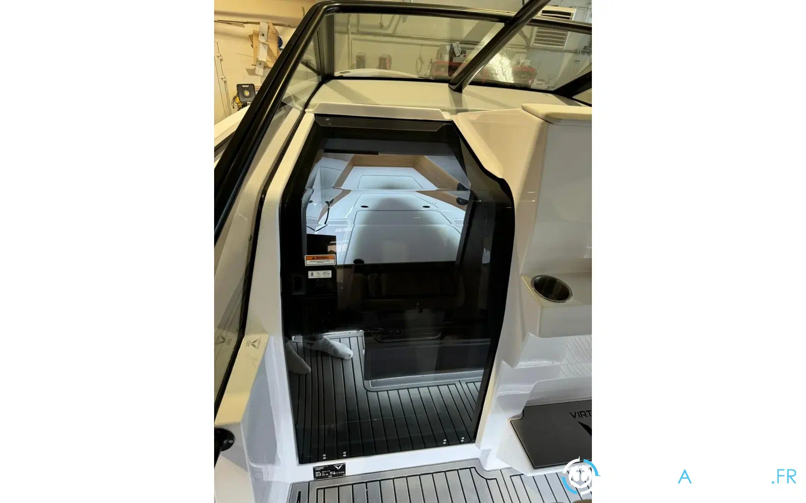 slider 12 Virtue V10
