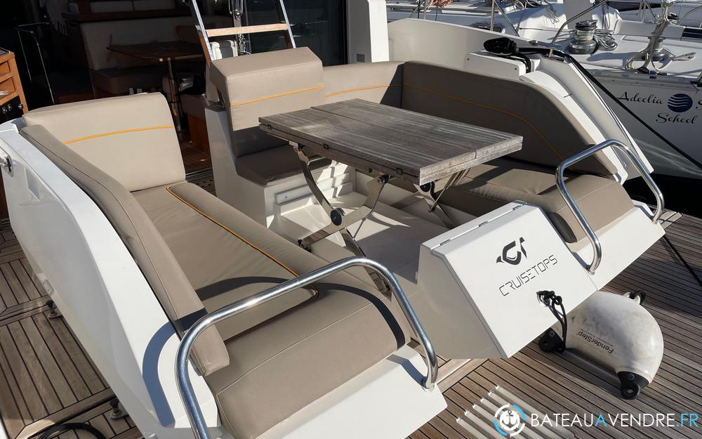 Galeon 430 Skydeck photo 3