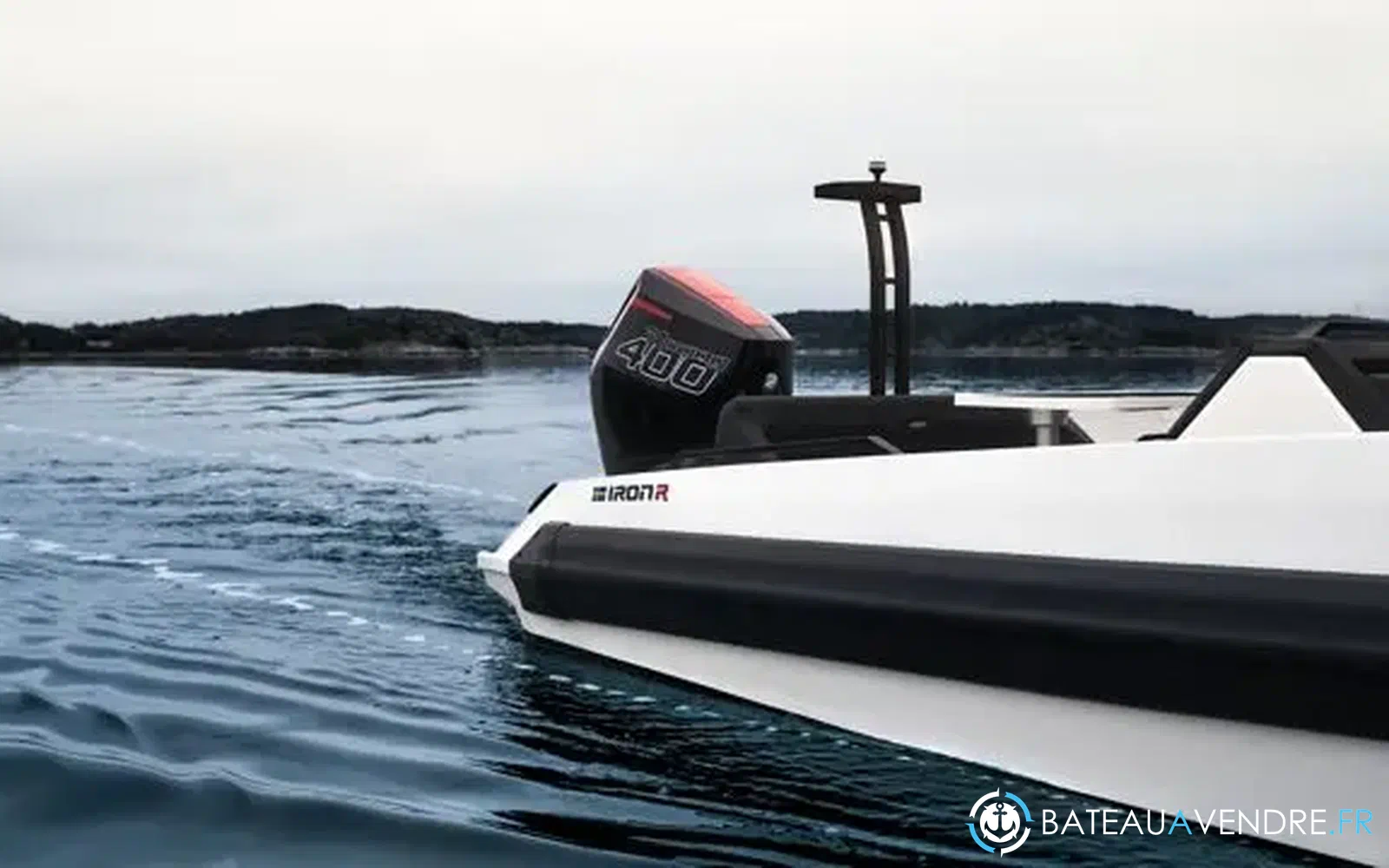 slider 11 Iron Boats 907