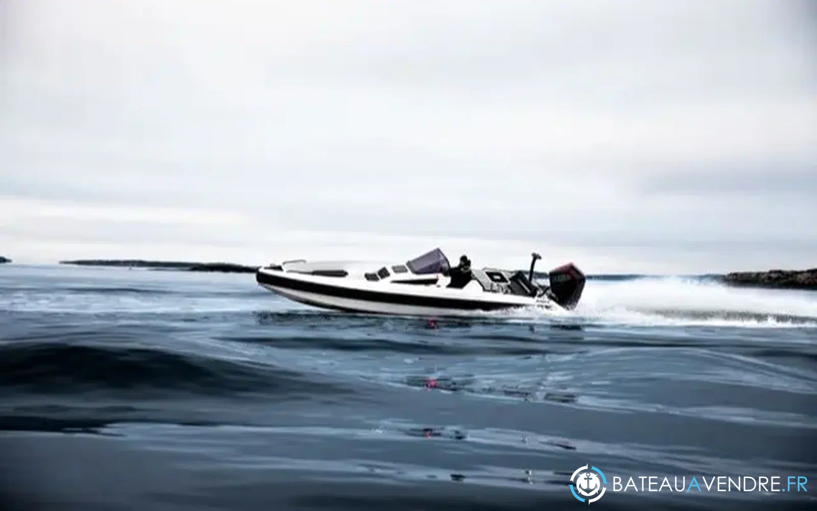 slider 2 Iron Boats 907