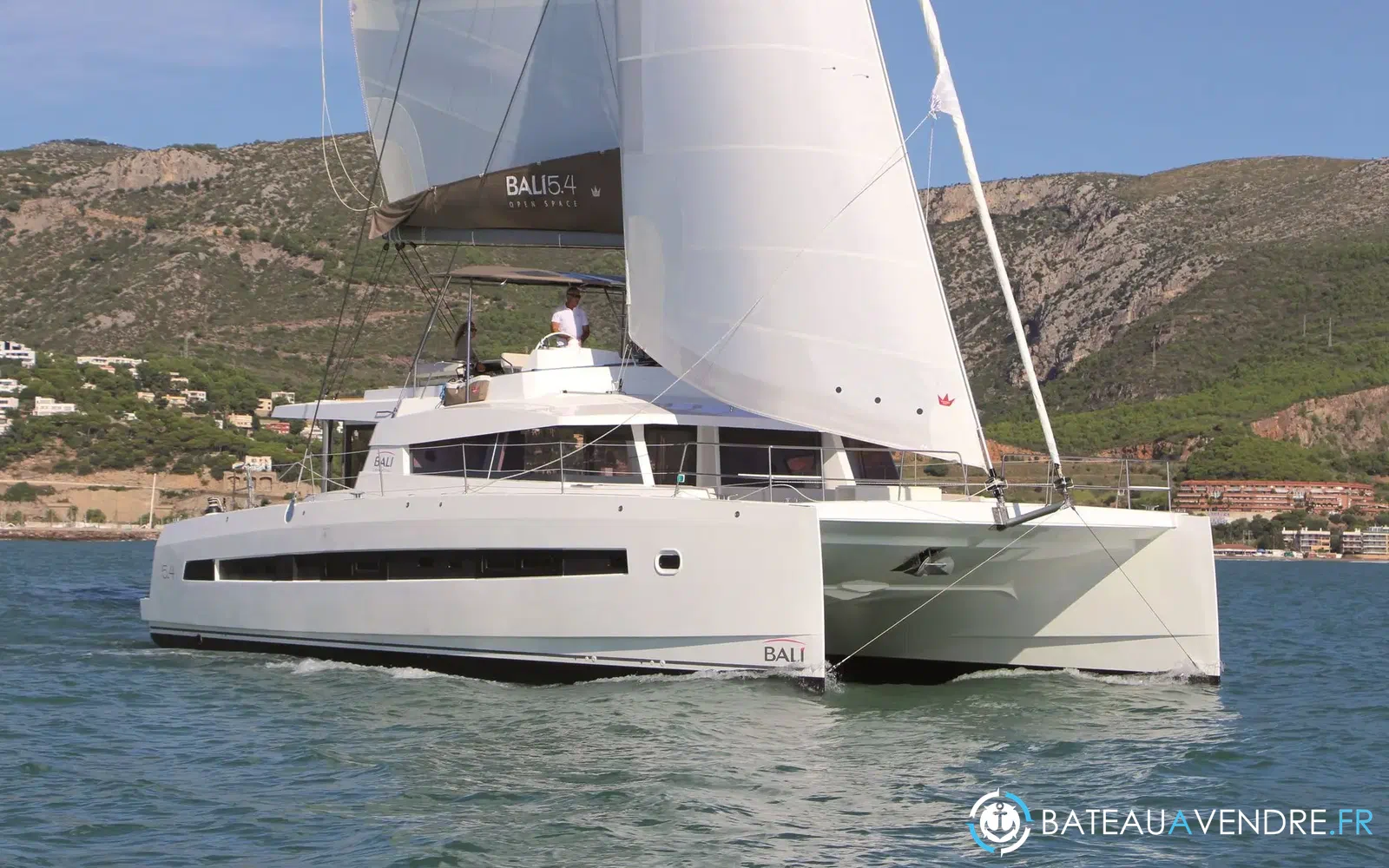 slider 0 Bali Catamarans Bali 5.4