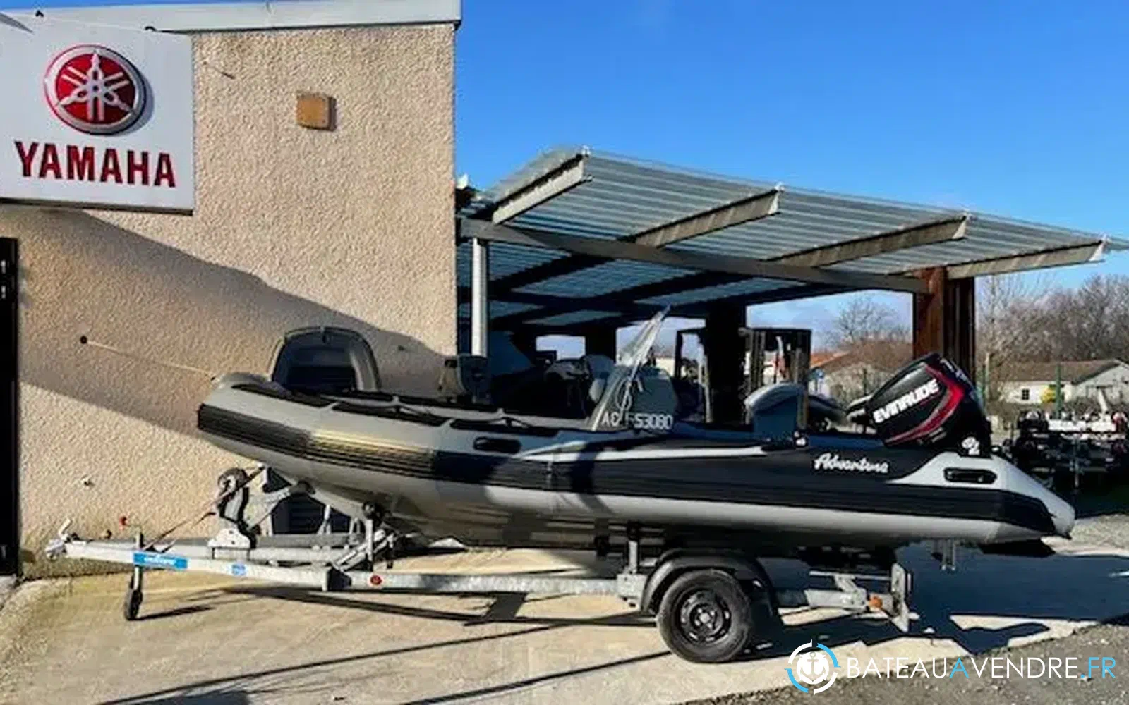 slider 0 Adventure VESTA 550