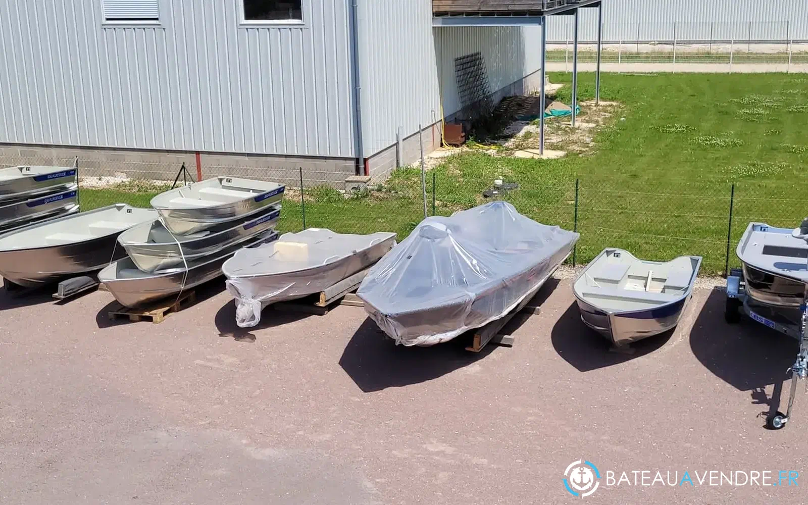 slider 4 Marine CZ MARINE 400 UL