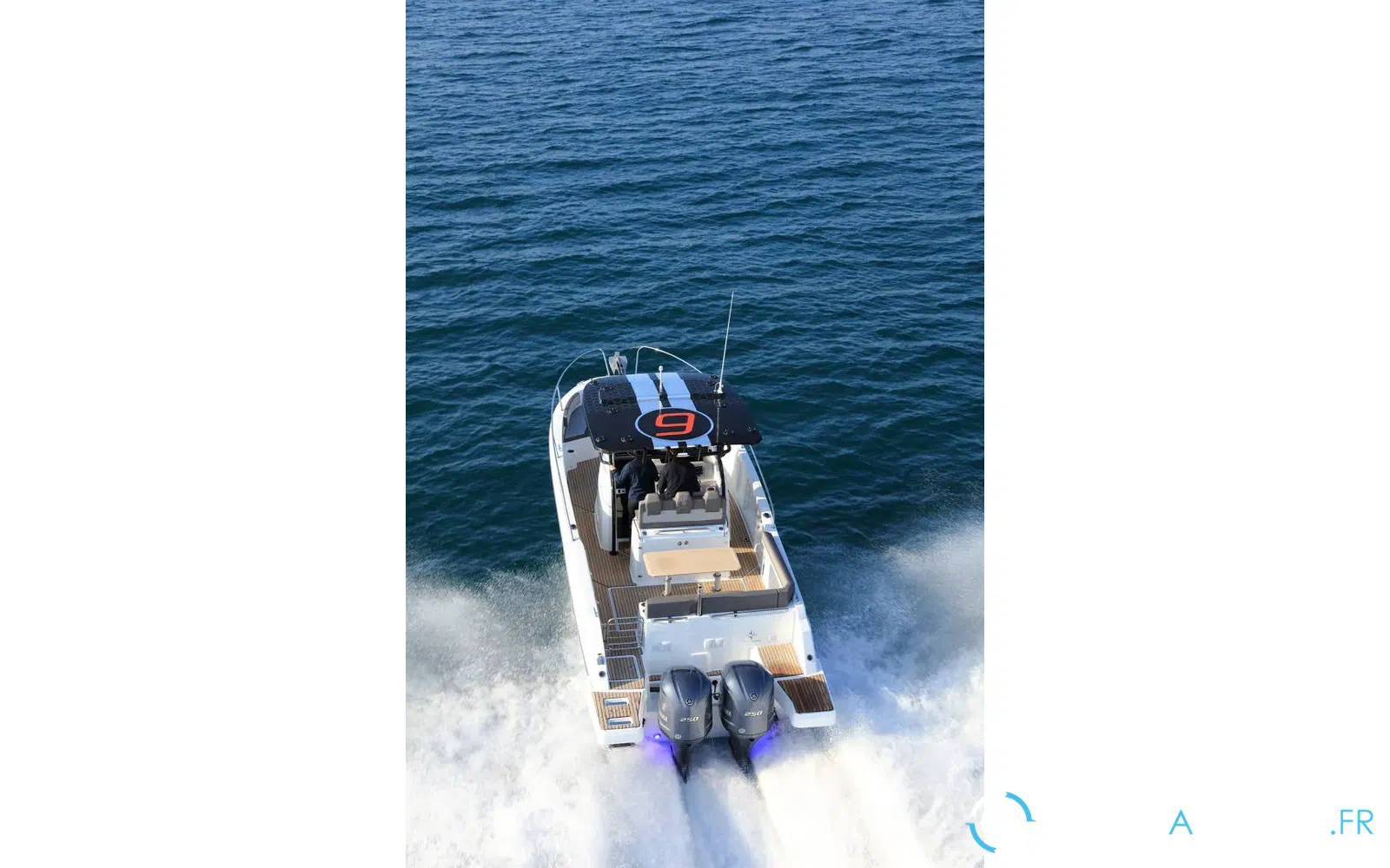 slider 3 Jeanneau Cap Camarat 9.0 CC