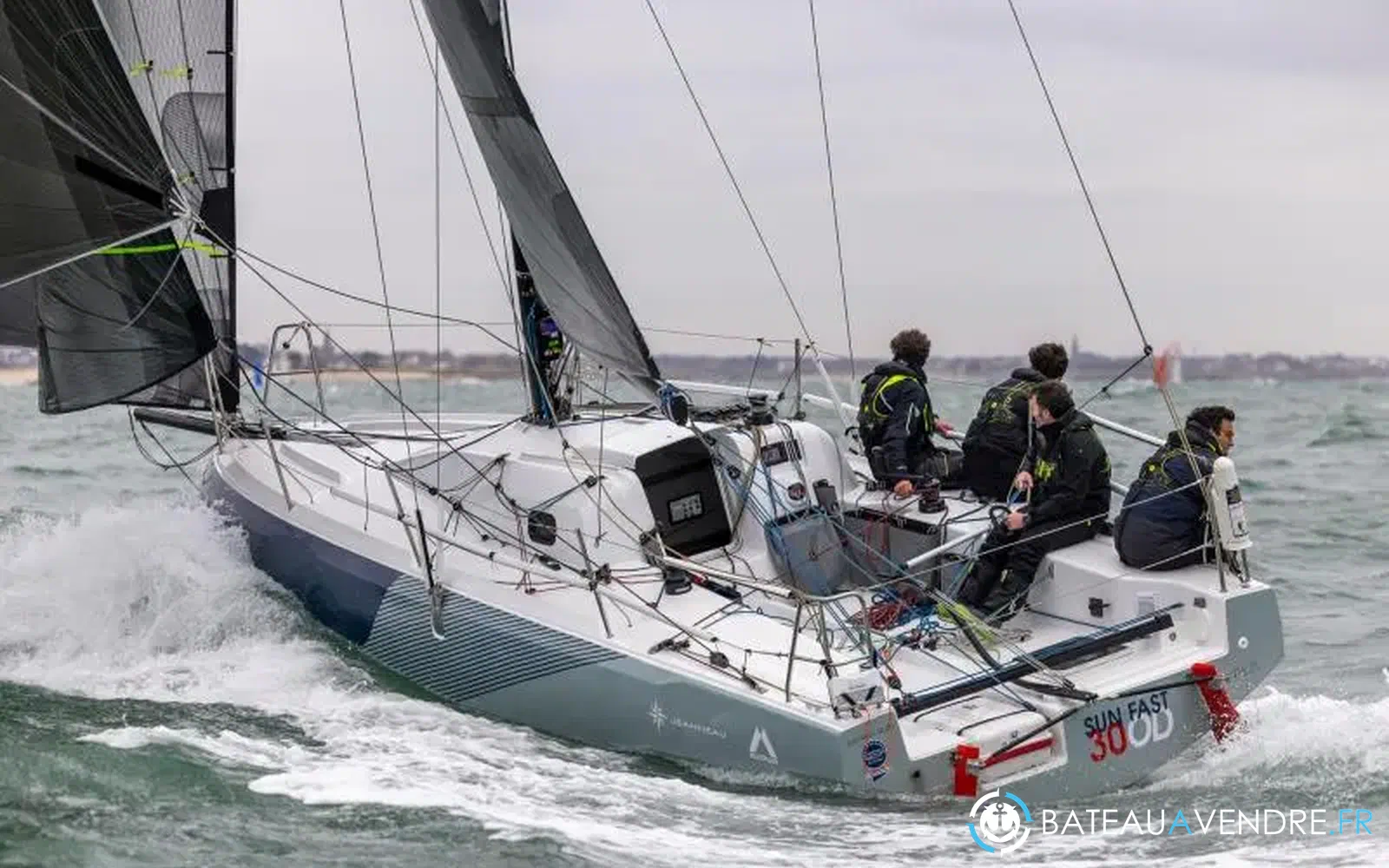 slider 0 Jeanneau Sun Fast 30