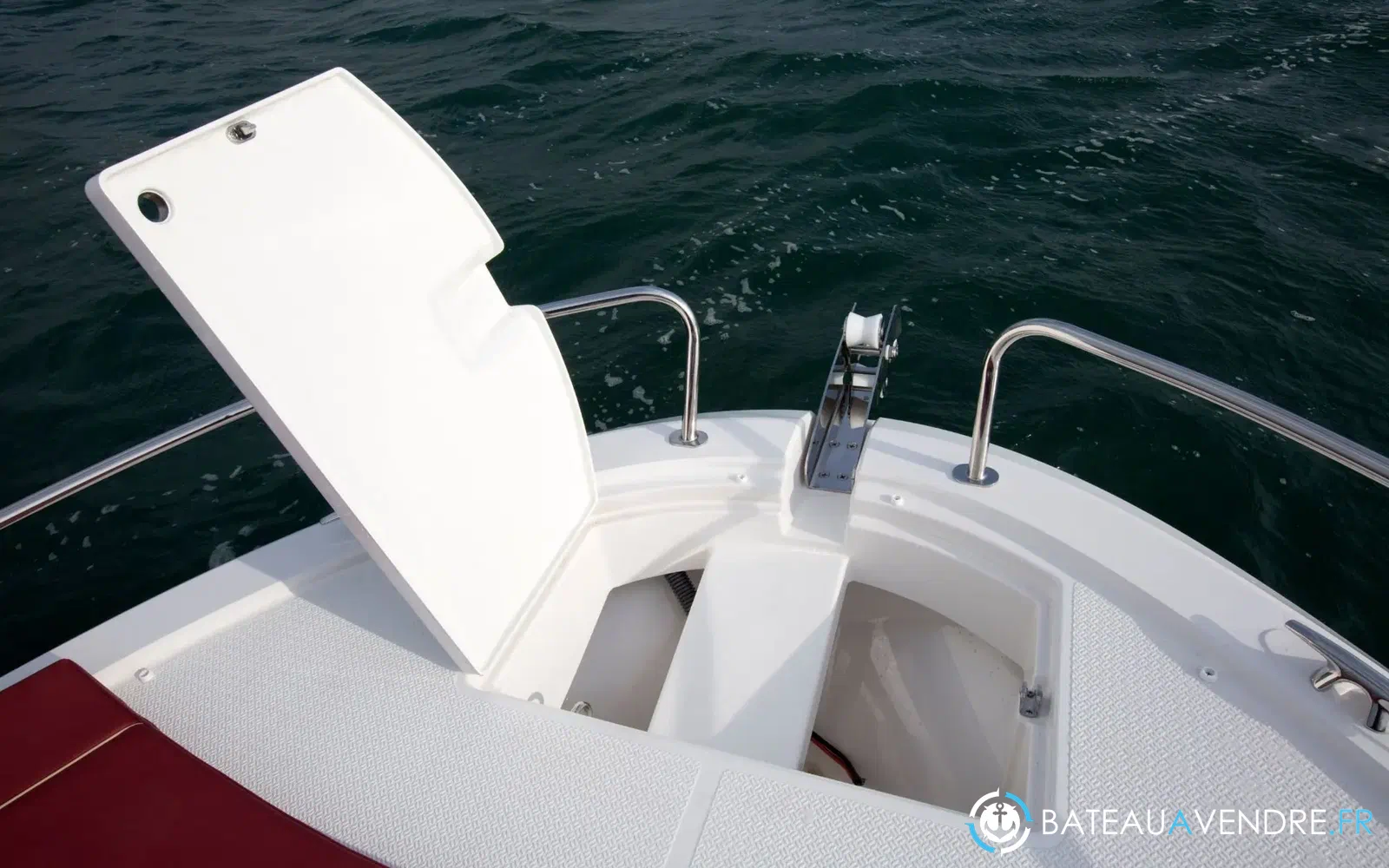 slider 1 Pacific Craft 630 SC