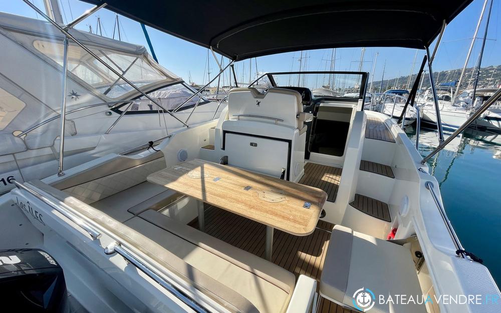 Quicksilver Activ 875 Sundeck photo 3