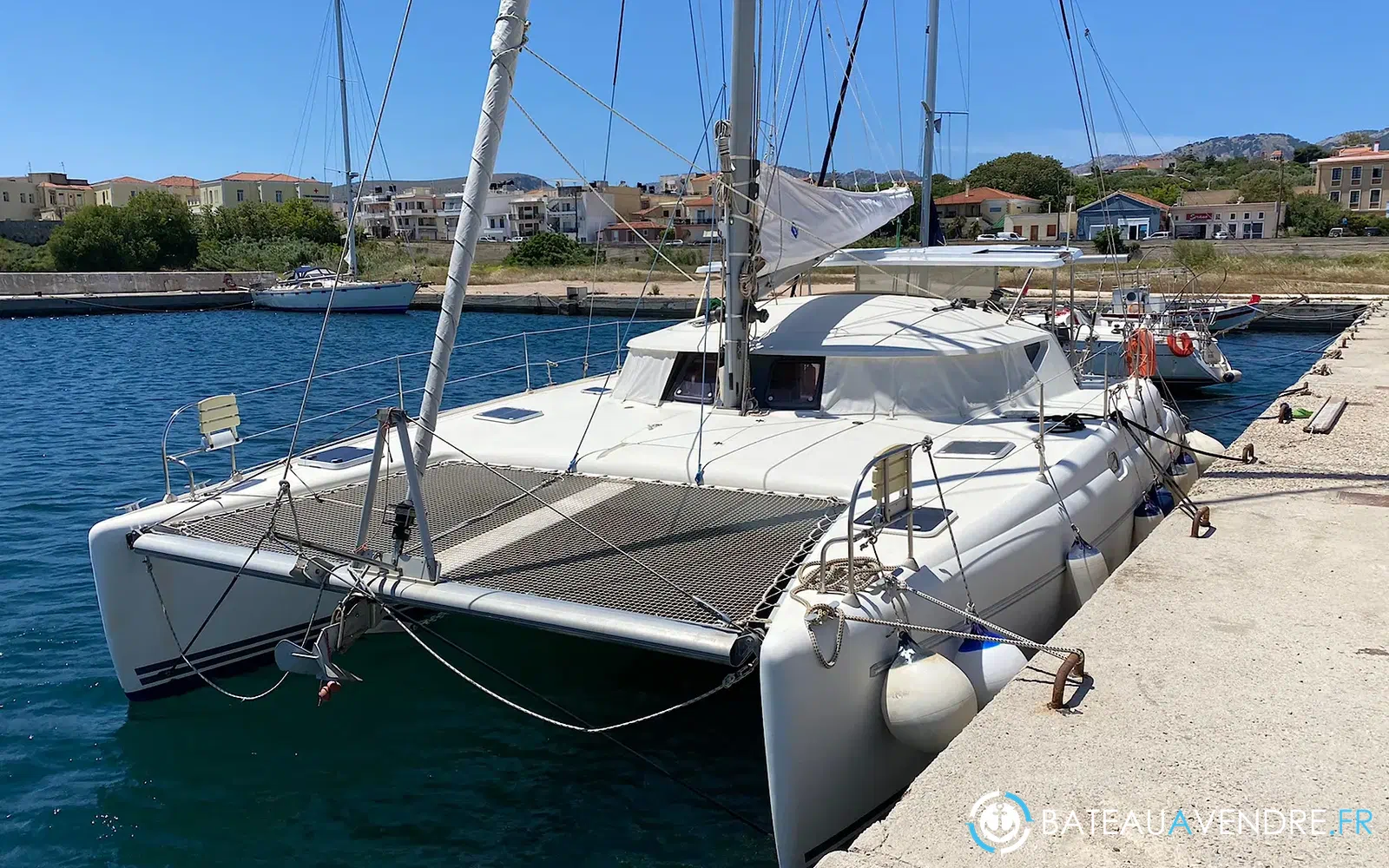 slider 0 Fountaine Pajot Athena 38