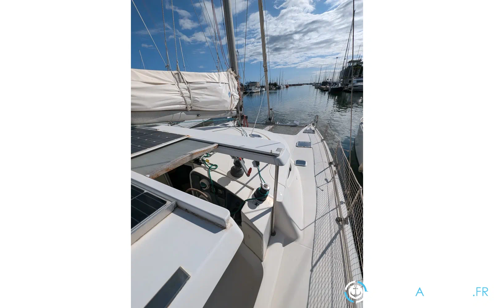 slider 15 Fountaine Pajot Athena 38
