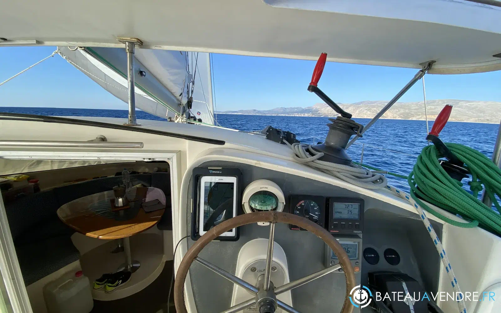slider 22 Fountaine Pajot Athena 38